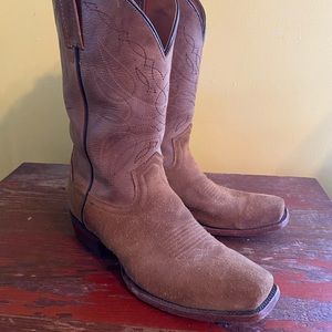 Moonshine spirit by Brad Paisely